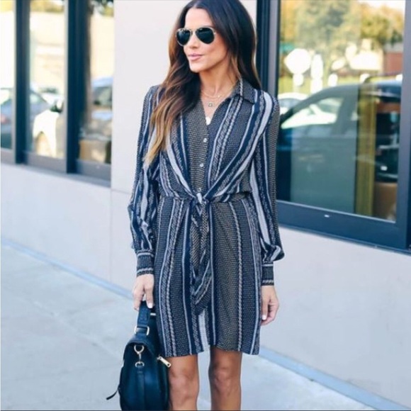 VICI Shirtwaist Tie-front Rayon Dress. Size Small. - Picture 1 of 13